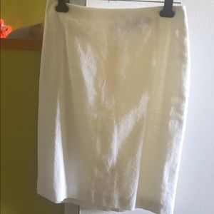 Ann Taylor White Pencil Skirt